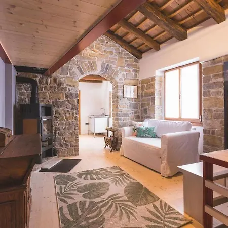 Portole Suites *